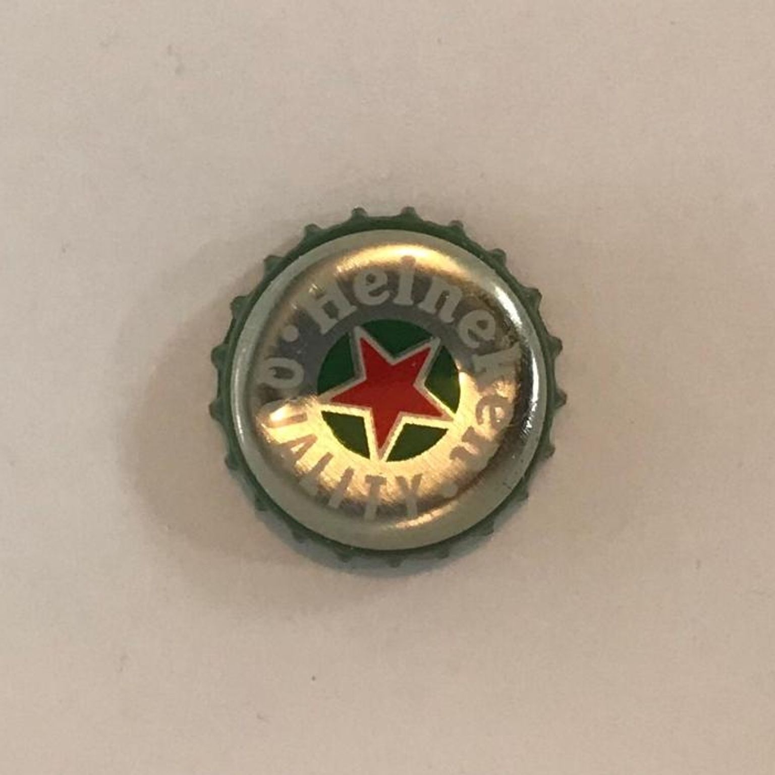 capsule heineken gris
